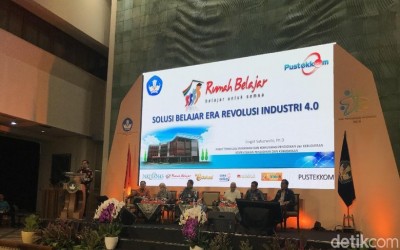 Peringati Hardiknas, Kemendikbud Angkat Isu Teknologi Pendidikan